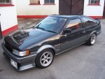 Exterior all polished and waxed and just awaiting side skirts which it really needs