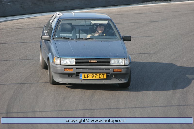 [Image: AEU86 AE86 -  ]