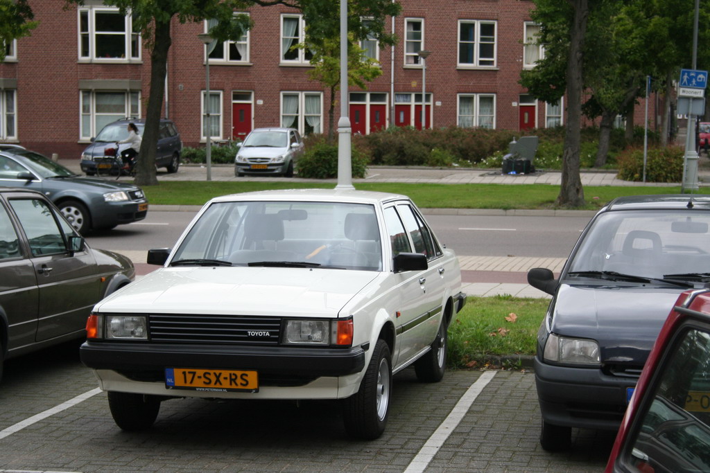[Image: AEU86 AE86 - Banpei's new TA60 family cruiser]