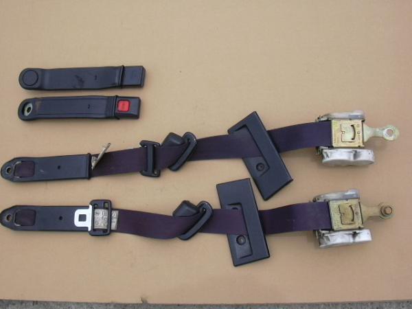[Image: AEU86 AE86 - Help!! how to replace seat belt buckle??]