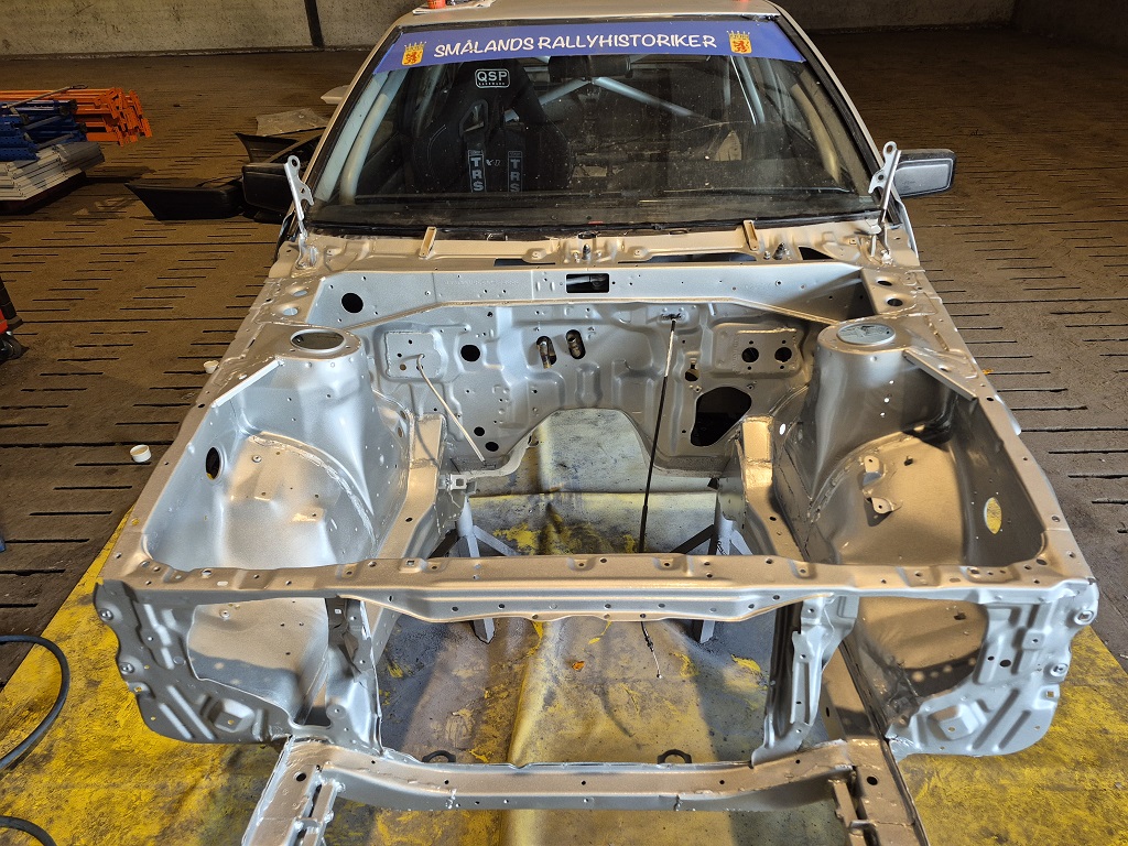 [Image: AEU86 AE86 - Koen's 86 - every drive a new issue]