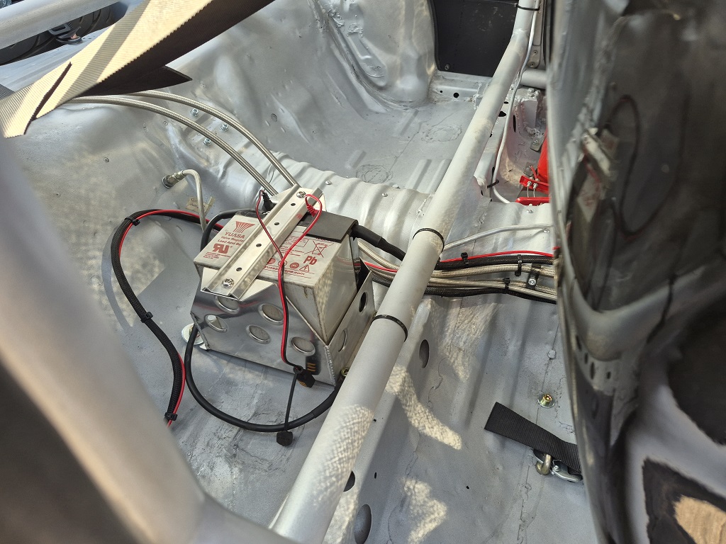 [Image: AEU86 AE86 - Koen's 86 - every drive a new issue]